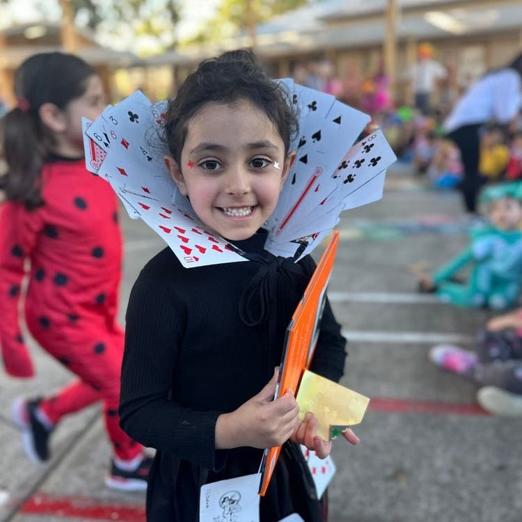 Student dresses as Queen of Hearts for book week.